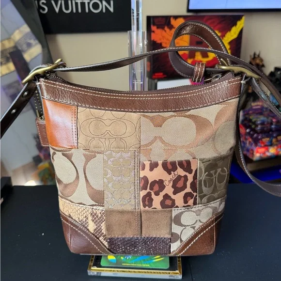 Sold - Picture 5 of 9